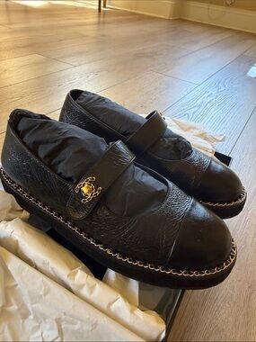 Chanel leather and chain Mary Jane’s 38